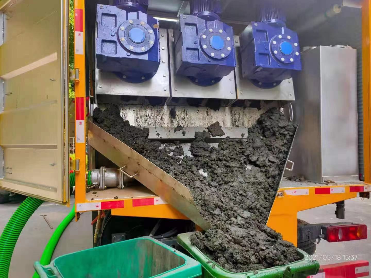 北林化粪池清掏城市维护站-泥浆净化干湿分离处理